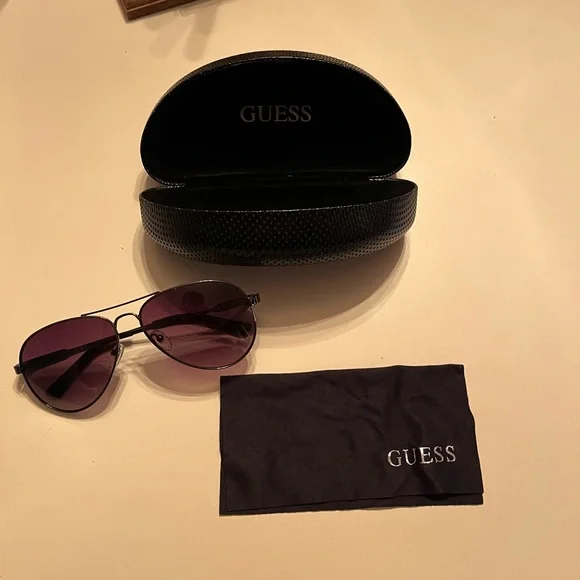NEW Guess Sunglasses with Case and Cloth Guess Blue and Brown Aviator Sunglasses with | Mercari main image 3